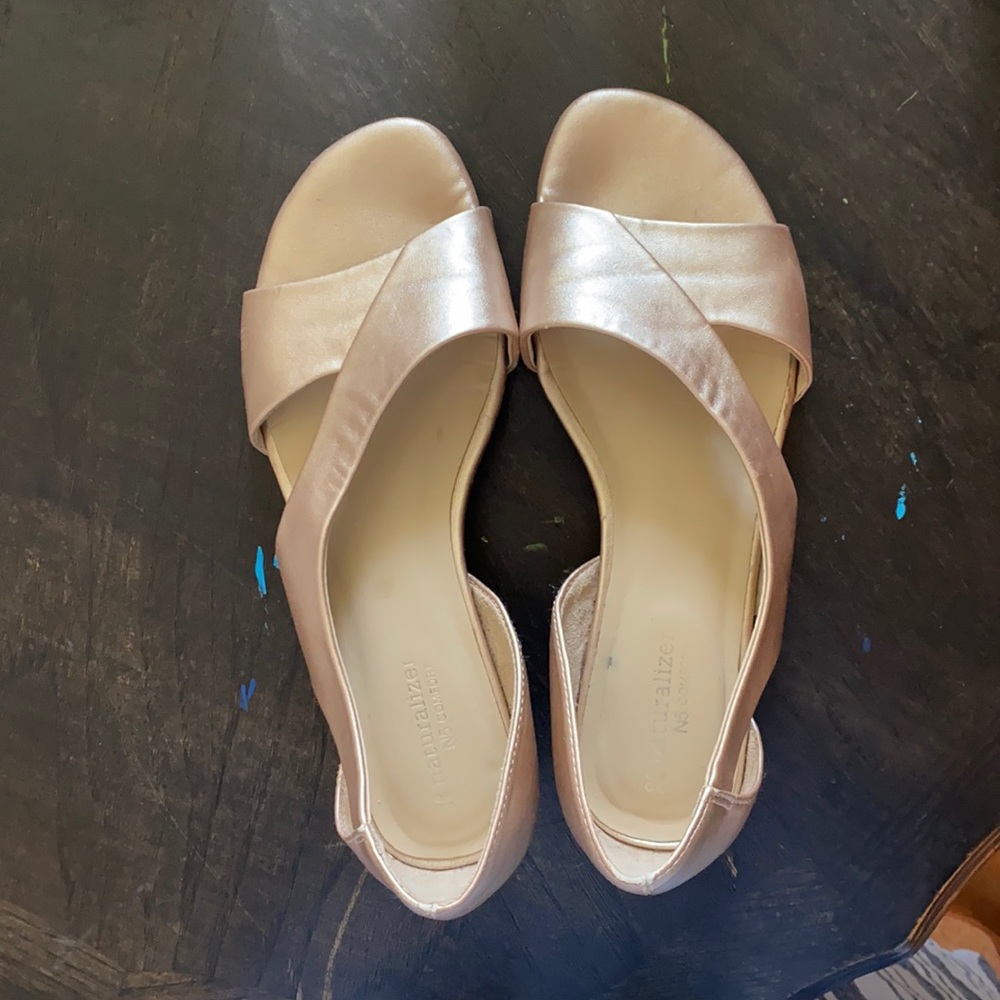 Naturalizer Flats
